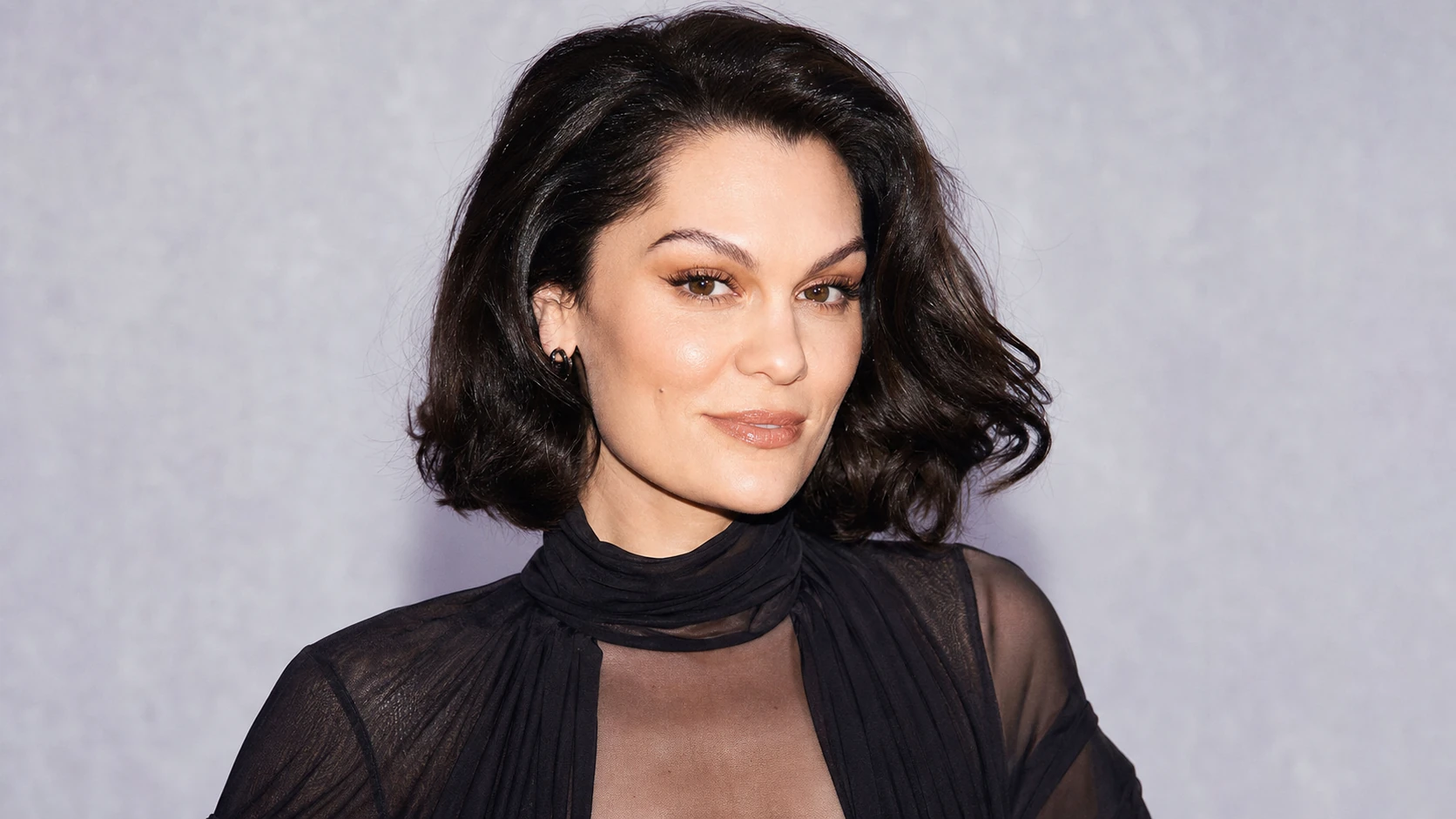 Who Is Jessie J? - jessie j got an mri after hitting her head